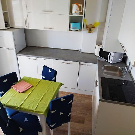 Apartments Ljerka Stara Novalja Bagian luar foto