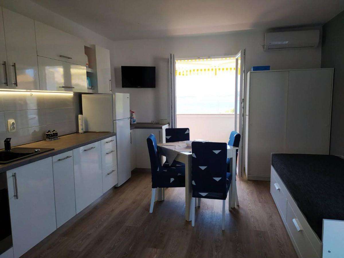 Apartments Ljerka Stara Novalja Bagian luar foto
